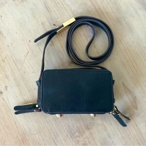 G.I.L.I Black Leather Wallet, Crossbody Bag